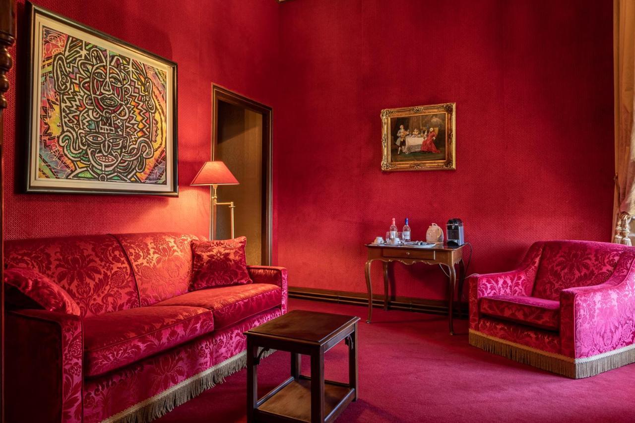 Chateau Pape Clement Песак Екстериор снимка