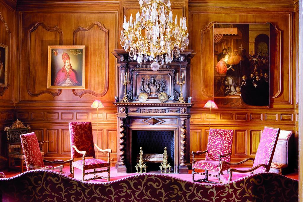 Chateau Pape Clement Песак Екстериор снимка